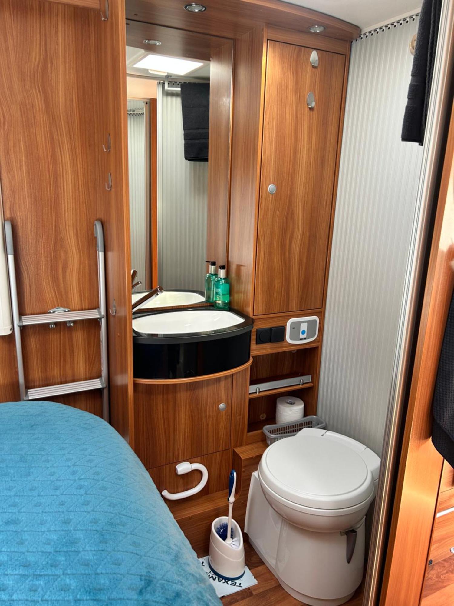 Terrain De Loisirs En Plein Centre De Lievin Camping Car المظهر الخارجي الصورة